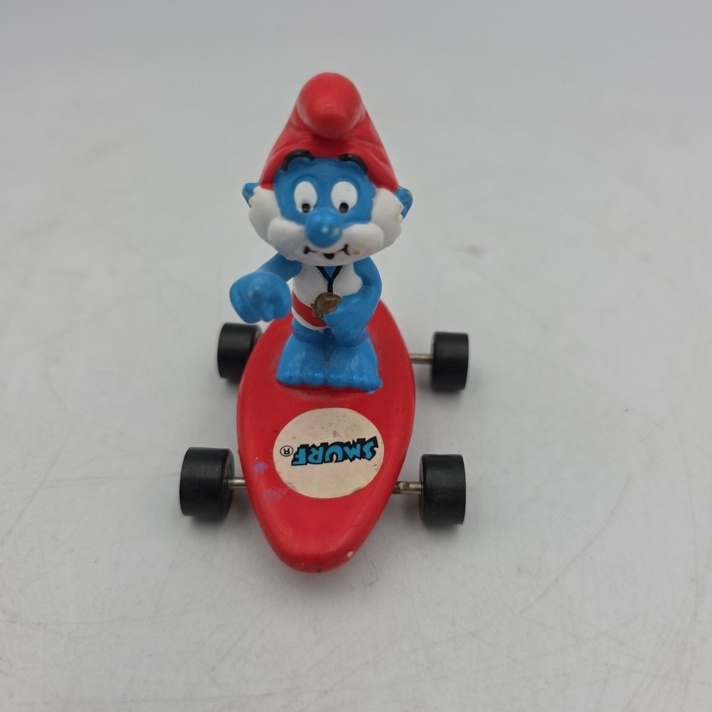 VTG Papa Smurf Hardees Red‎ Skateboard Figure ToyPVC Figure Applause